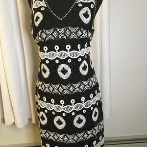 NWOT   Beautiful embroidered black and white dress size medium